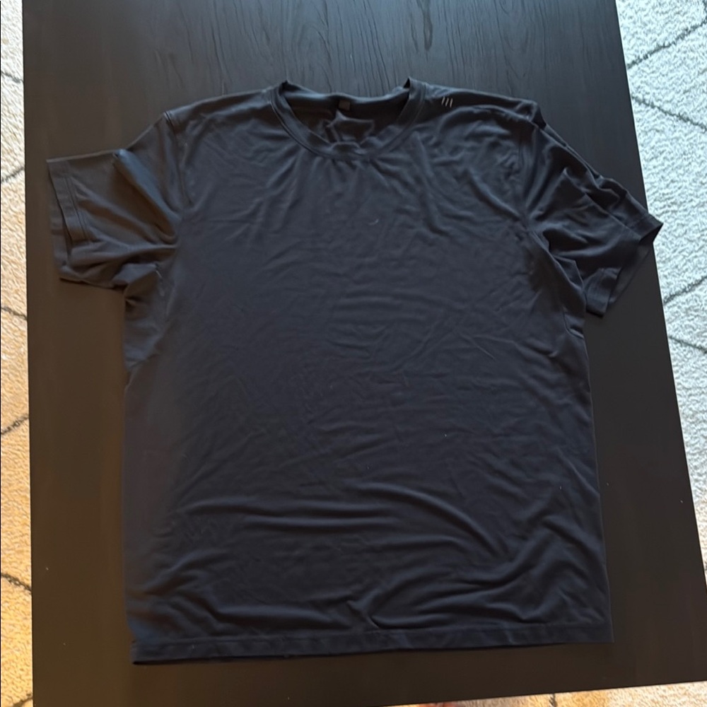 Classic Black Men's T-Shirt